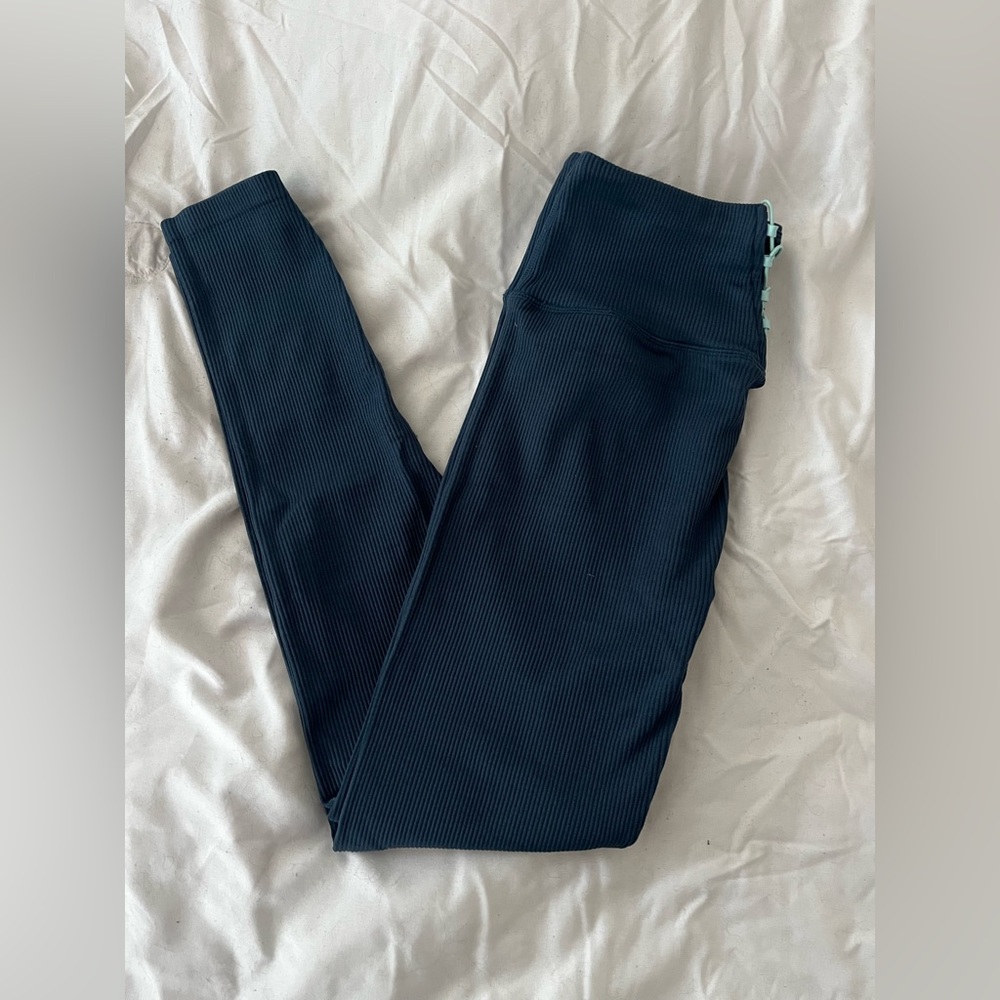 Fabletics leggings - Picture 3 of 4